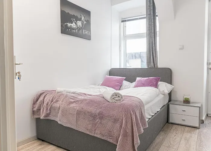 3 Standard 1111 * Bécs